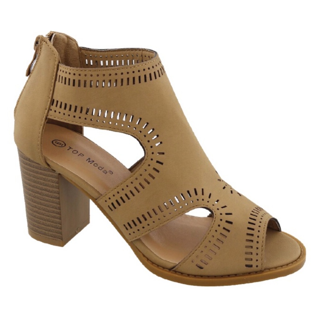 Women’s Myth Open Toe Chunky Heel Gladiator Sandal